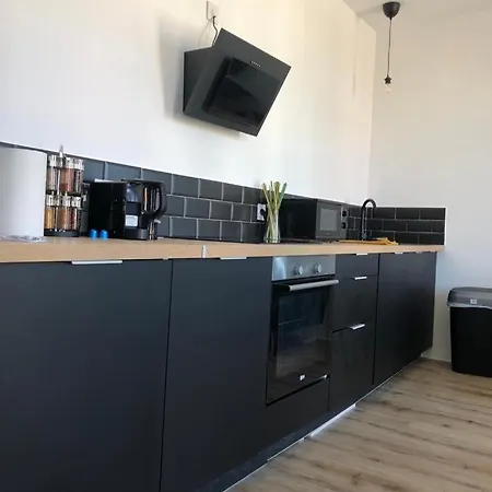 Fantastic In 4 Bedroom Center 5 Min Walk Apartment Perpignan